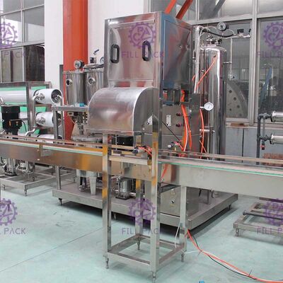 600BPH volle automatische vier Linie Monoblock-Gallonen-Füllmaschine mit Überströmventil fournisseur