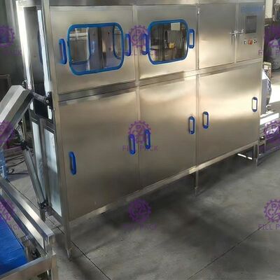 Auto anhebender Fütterungssus 304 120 BPH-Gallonen-füllende Linie fournisseur