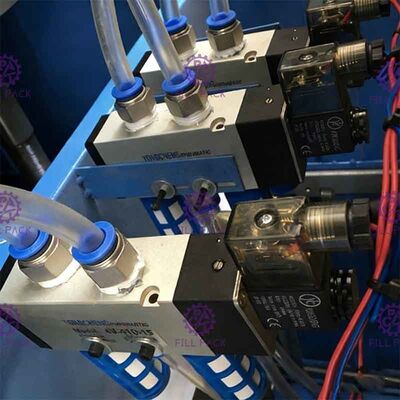 Eine Plastikflasche des Gebläse-150BPH, die Maschine herstellt fournisseur