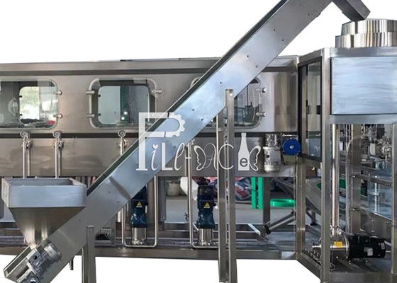 4600*2000*1800mm L Art 5 Gallonen-Flaschen-Füllmaschine fournisseur