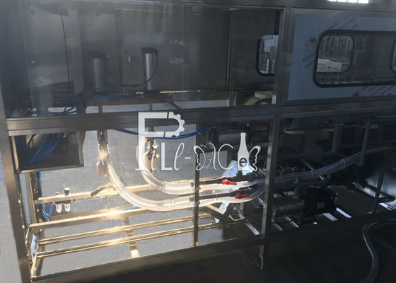 Heißes alkalisches Wasser, das Füllmaschine der Gallonen-200BPH wäscht fournisseur