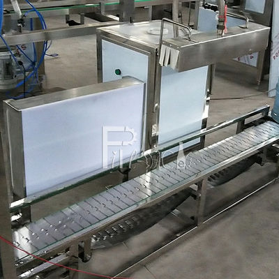 3400*780*1950mm sterile 120 BPH Gallonen-füllende Linie fournisseur