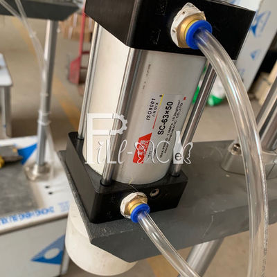 Automatische Handbuch-Haustier-Flaschen-mit einer Kappe bedeckende Maschine Gallone Plc 450mm fournisseur